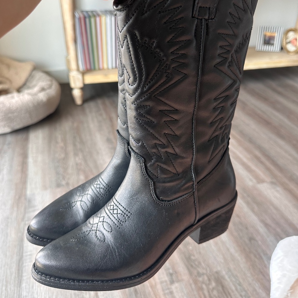 Steve Madden Black Hayward boot size 7.5